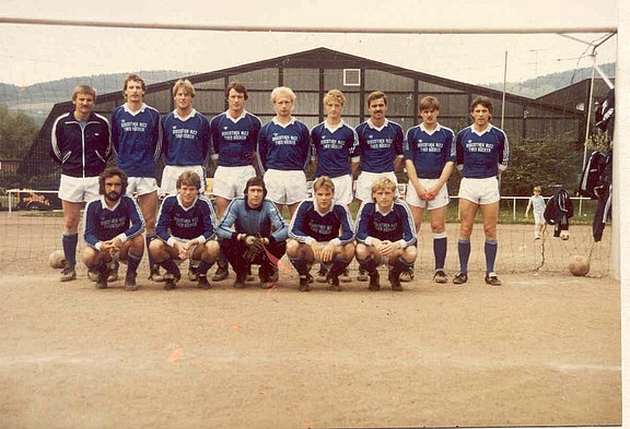 1985_-_Meister_der_Kreisliga_A_und_Aufsteiger_in_die_Bezirksliga.jpg 