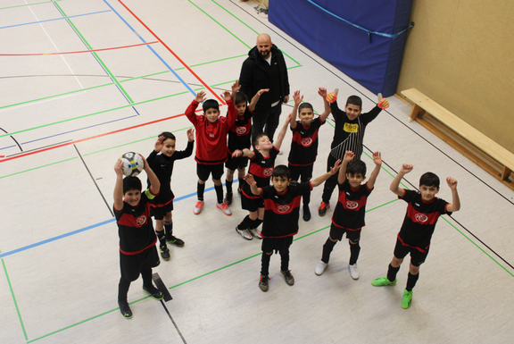 Fussballwochenende_Schulzentrum_07-08.01.2023_Bambini23_032.png 